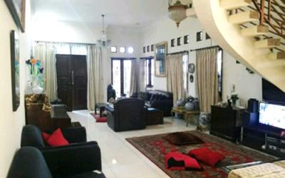 Rumah, jalan antena, radio dalam, jakarta selatan, lengkap